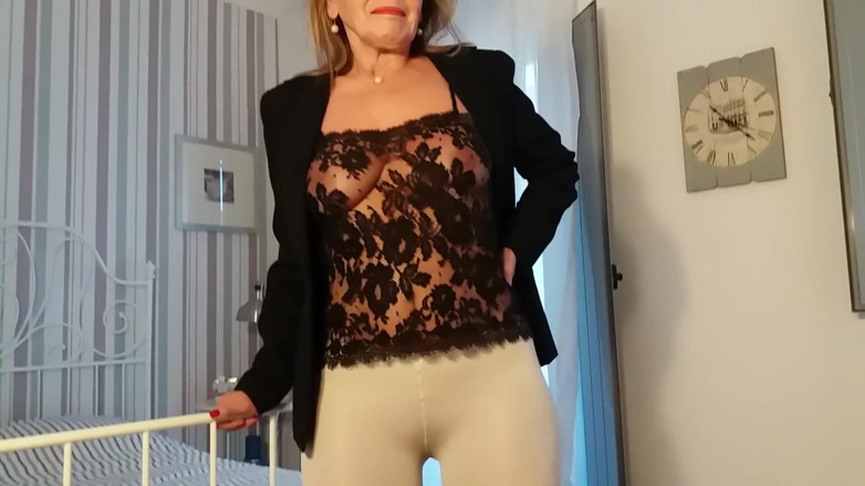 martinawest: Babcia ma super fajne nogi!
