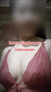 Mau Lihat Sisi Lain Semua Badanku