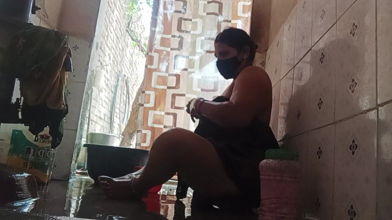 Desi_bhabhi121: XXX nagn bhaabhi ke nahaate hue vidiyo