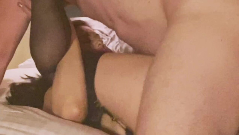 Temple of tease: 애슐린 쉬어 허니문 섹스