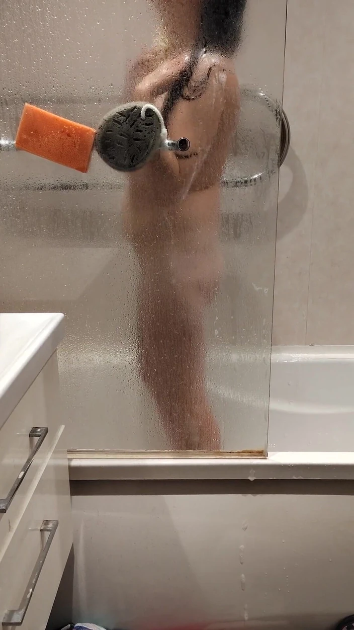 Emma_Alex: Sizzling Wifes Wet Shower Seduction &amp; Glass Explosion