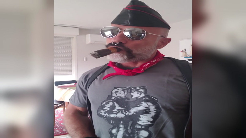 MusclesCigarsFFPig: Tof styl doutníkový kuřák