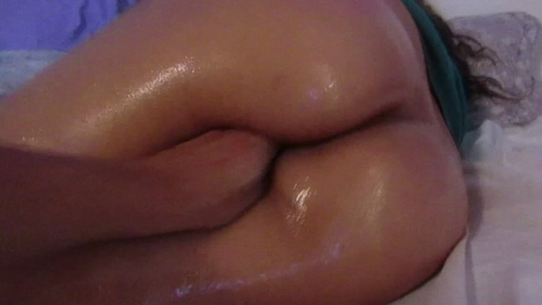 VeeVee Vixen: Arabská MILF fisting