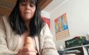 Mommy big hairy pussy: Joi in het Spaans stiefmoeder-milf