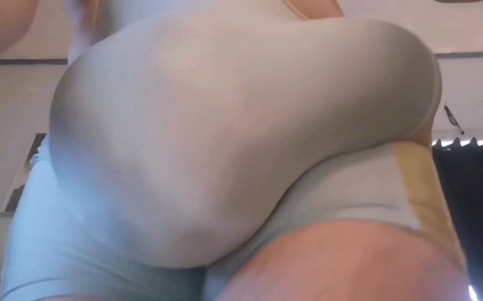 Monster_Meat_: Erótico bulging