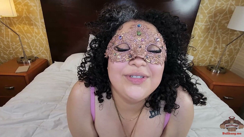 Bull Bang Gang Official: Masked Hotwife's 1st Gang Bang with Bullbang