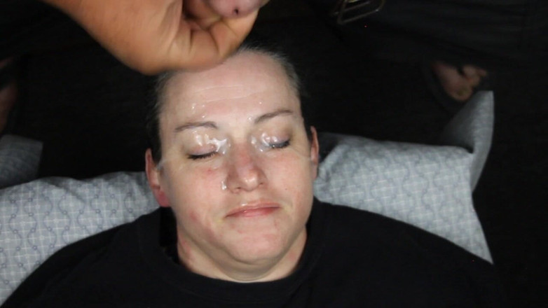 Dirty Dees: Wajah dees yang kotor lagi-lagi dicrot di muka!