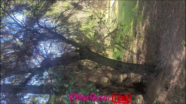 Riderqueen BBW Step Mom Latina Ebony: Riderqueen Sám venku