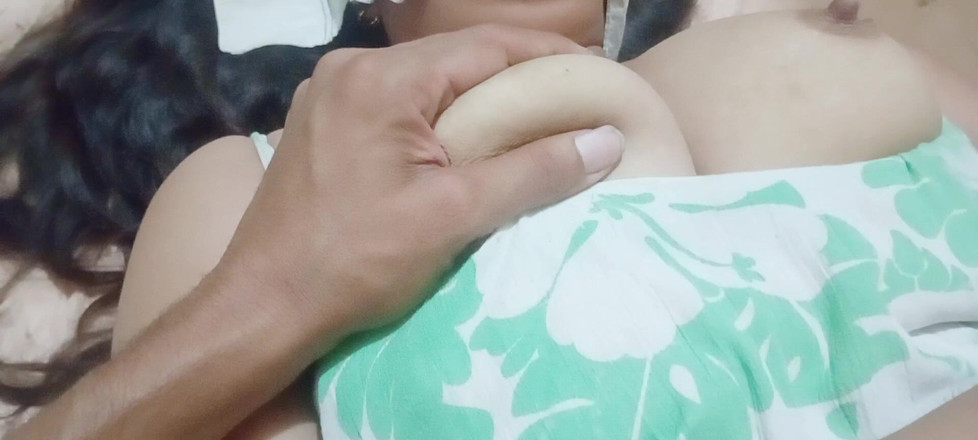 Riya girlfriend: Романский палец подруги внутри киски, часть 1, вторая часть скоро