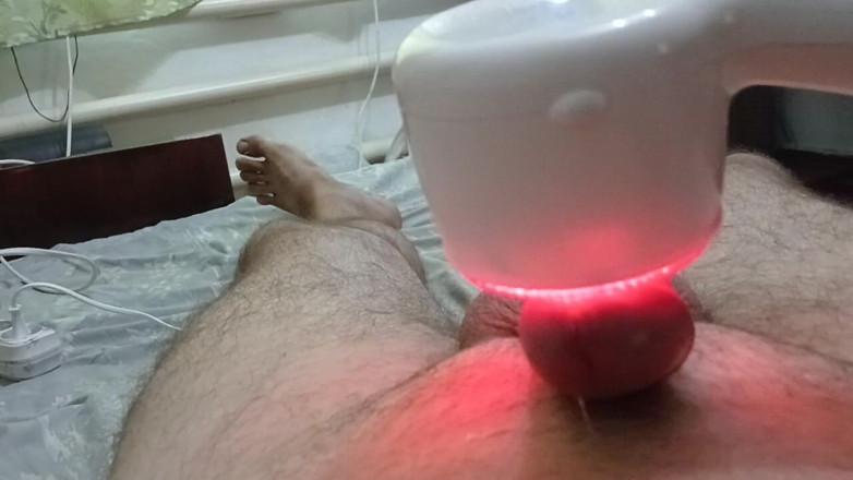 AlexCat: Penis oynamak istiyor!