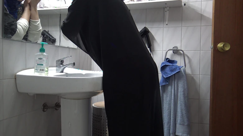 Souzan Halabi: No Vaseline!!! I Fuck My Muslim Wife in Her Asshole...