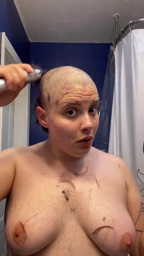 Adama Daat: Hairless whore: going completely bald and browless with a fetish...