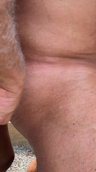 Junges junges junge bekommt zwei stiefvater schwänze und ladungen