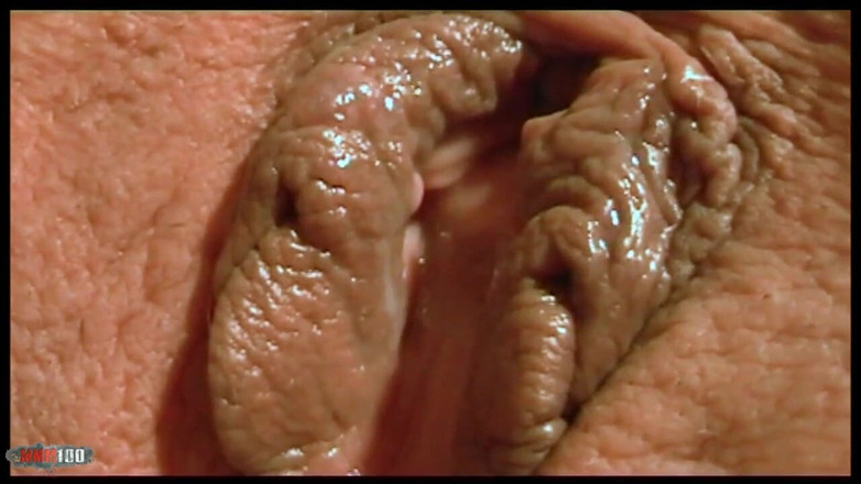 MMM100: Azucena: 대물 딜도로 섹스하는 미시 금발