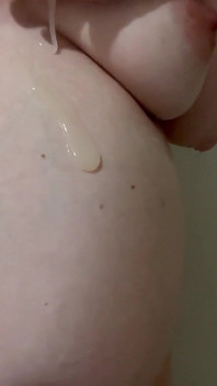 At the Hospital Trying to Be Good but I Still Get so Horny Imagine This Is Your Cum I’m Rubbing on My Pregnant Belly