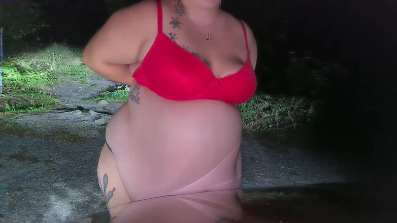 abricot sucree: POV fodido em uma floresta na calada da noite