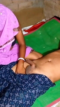 Un assetata fa sesso con suo cognato