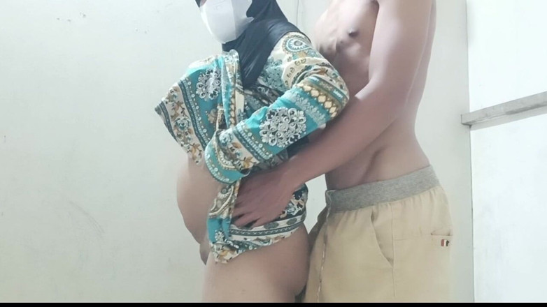 Rania: Ascensiunea profesorului hijab