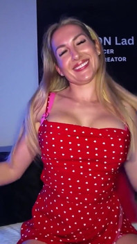 Kayla lea evli Avustralyalı ateşli evli kadın beni sert sikiyor!