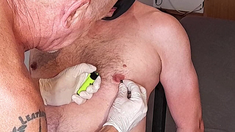 Master Drex: Duro con pezones