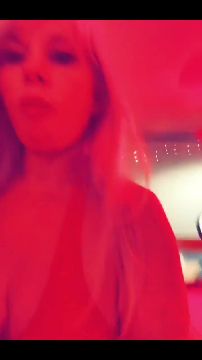 PaintedRose: C’est une journée cinématographique pour « La Saint-Valentin de Noël »