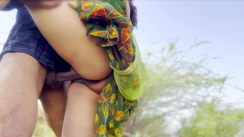 Your_aisha: desi ganv ki larki ki pahli baar uske jija ke...