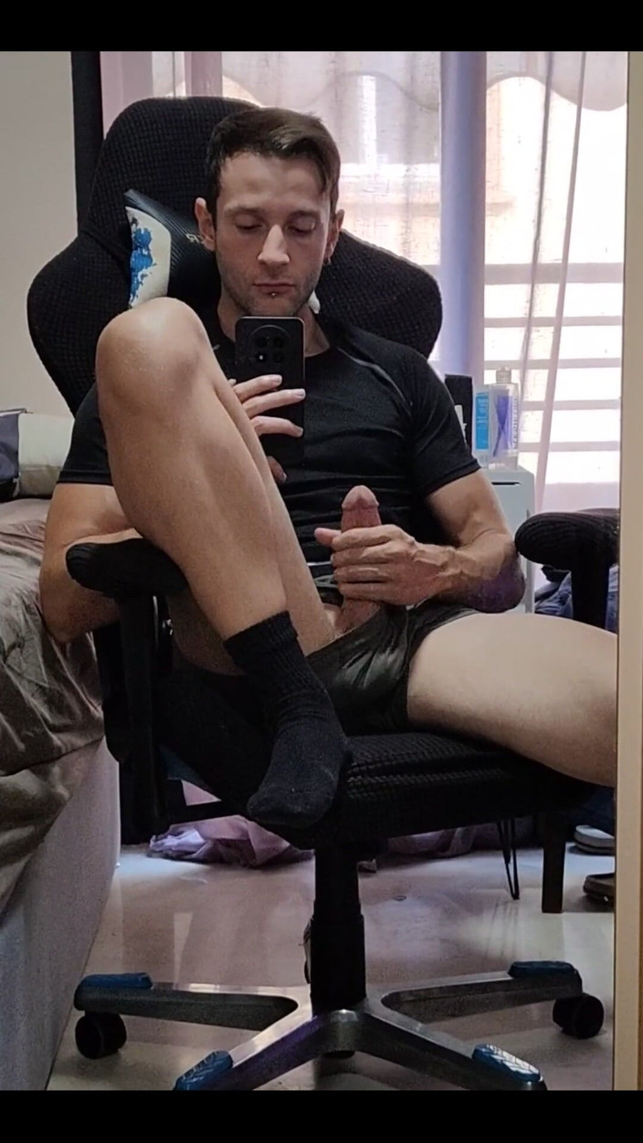 Zalthy: Bisexual Jock Boy Jerks off and Cums