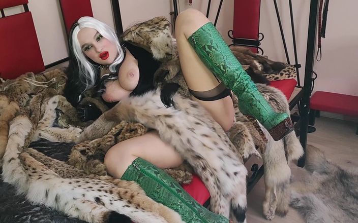 Princess18_: Cruella de vil thích thú và phun nước