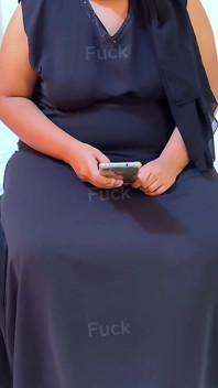 Hot Moroccan Muslim Stepmom Watching Porn on Bed Then Stepson Saw Her Hotness & Masturbat