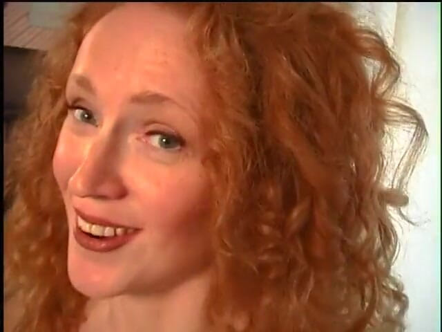 Old Good Porn: Playful redhead gives sensual blowjob