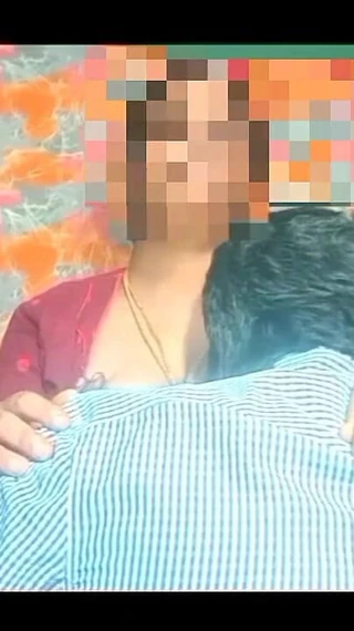 Priyanka314: Tamil Teacher Kissing with Student