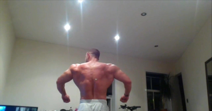 Jack stacked: Spor salonundan sonra terli kas ibadeti