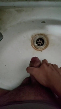Caldo ragazzo indiano gioca con il suo grosso cazzo