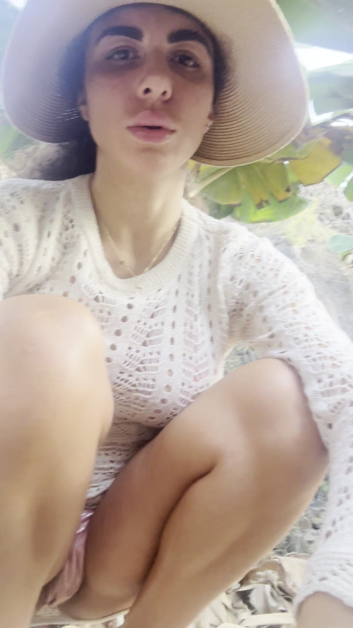 LadyAna: Buraya işiyorum