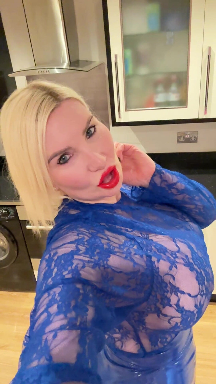 Sophie James: Blue Koronka Blue PVC rozprzestrzenianie pozwól mi usiąść na twojej...