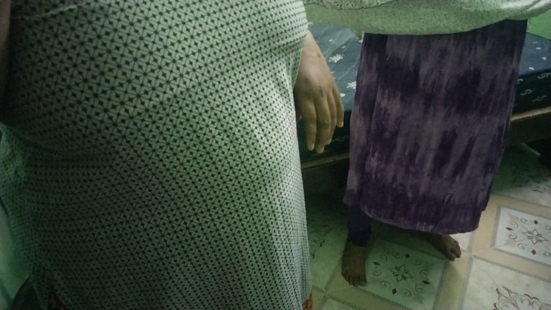 Tamil lesbian: Przygotowanie do strzelania