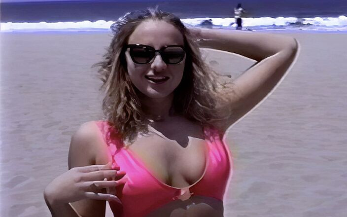 Horny Hairy Girls: Hairy Beach Bimbo Anal Vintage Cutie!