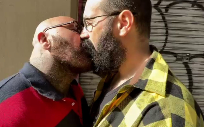 BTrucker77: Btrucker &amp; Emello Parte 2