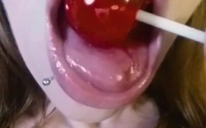 GamerGirlRoxy: Čichám sex a candy - masturbuje s suckers