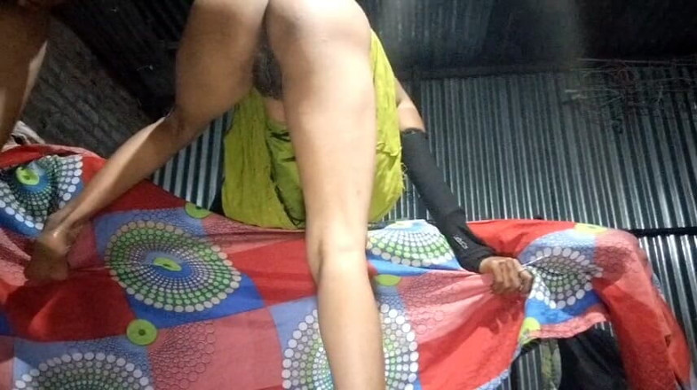 Kumari1996:  Marido indio y esposa