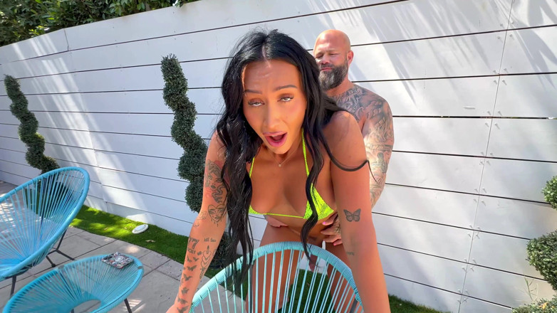 Bigdanny10: Cheating Trans Busted Poolside 3some