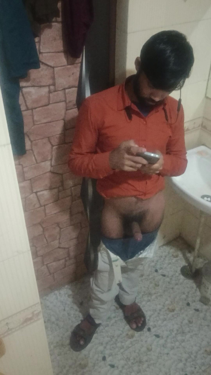 Brijesh 270: Ik heb de video zelf opgenomen, alleen in de badkamer.