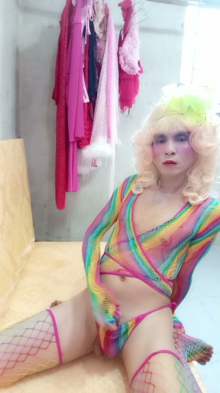 nguyen dang thien tri: Oanh Le Transgender draagt sexy kleren porno-selfie bovenaan