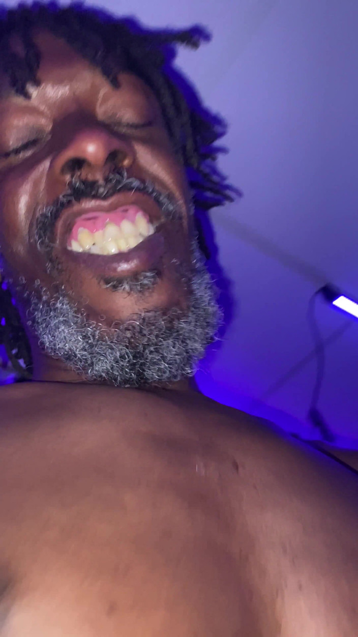 CandiApple_snapple: Pound Me