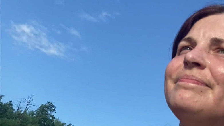 Elena917: Použil kolo pro ranní masturbaci a orgasmus