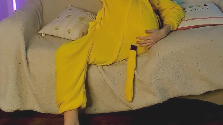 Skinny_lady69: 보짓물 가득한 코스프레