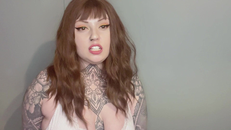 Miss Valentina: Tugas hamba Swirlie