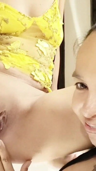 สาวประเภทสองเงี่ยนเย็ดหีเปียกแน่นร้อนแรง!