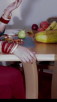 Bhabi Sex cu sora vitregă desi sexy sex în hindi audio Băiatul de livrare, complet hindi video viral