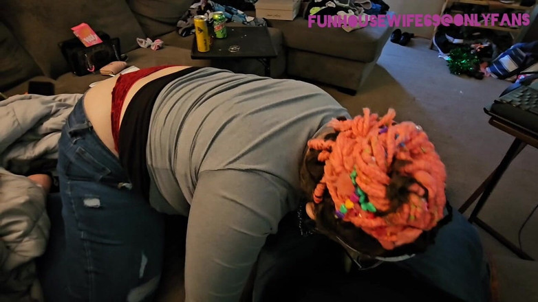 Funhousewife69: Bem-vindo em casa, boquete, mostrando fio dental